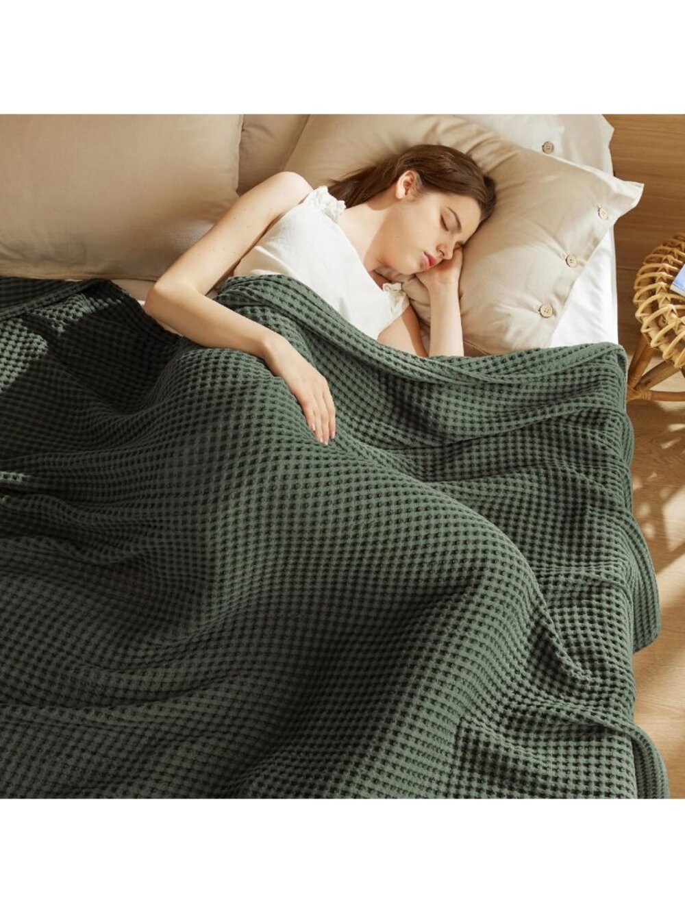 Lightweight 100% Cotton Waffle Blanket, Queen Size, Soft Olive Green Color